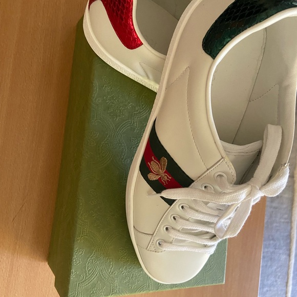 💯Authentic GUCCI sneakers 39.5. European size. USA 8,5-9. - Picture 3 of 7